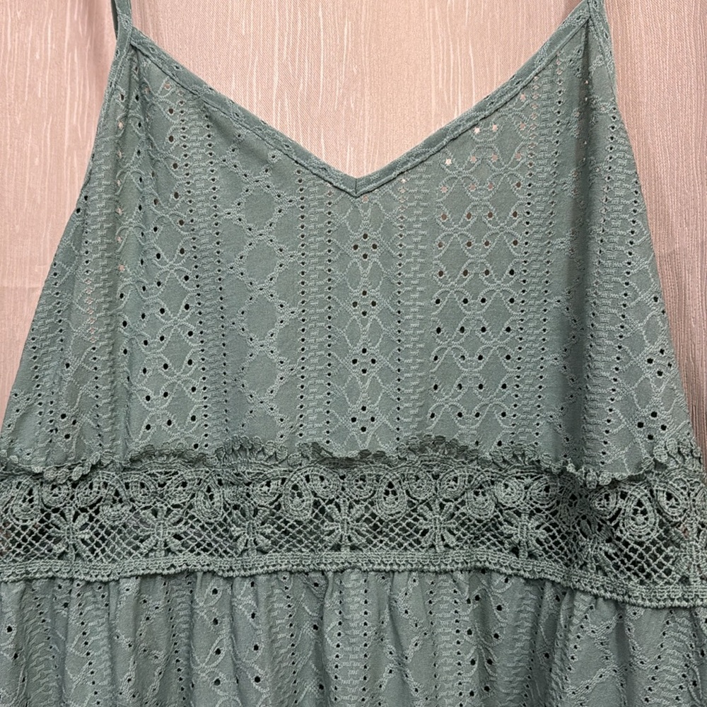 Tank Top - Picture 3 of 4
